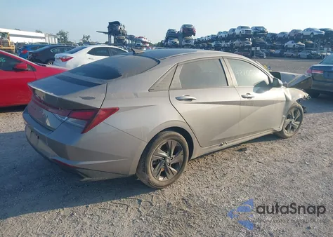 2022 Hyundai Elantra Sel z USA, uszkodzony, nr VIN KMHLS4AG4NU321707